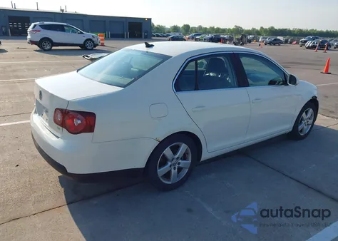 2008 Volkswagen Jetta Se/Sel from USA, damaged, VIN 3VWRM71K38M188426